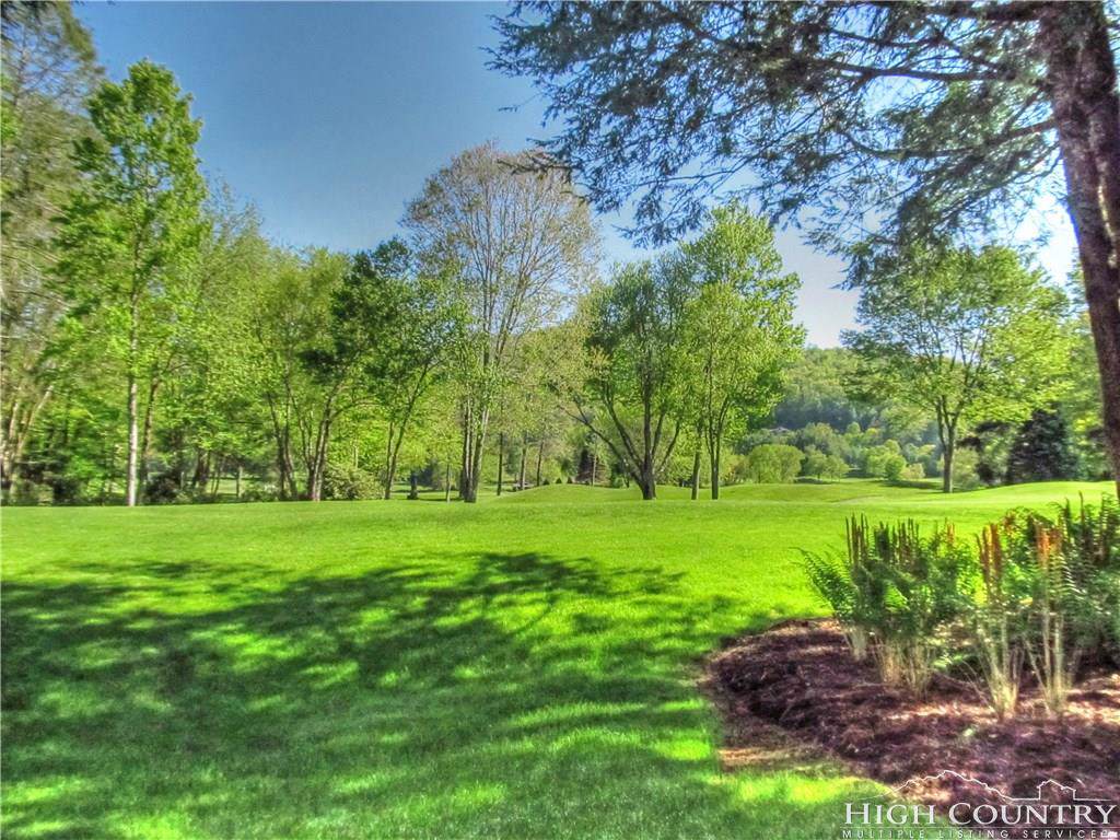 870 Clubhouse Drive - Photo 1