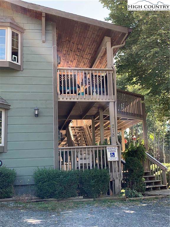 218 Elk Hill Drive - Photo 1