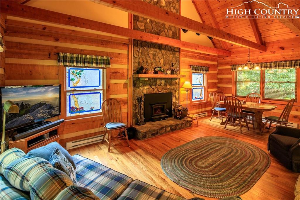 237 Streamside Lane - Photo 1