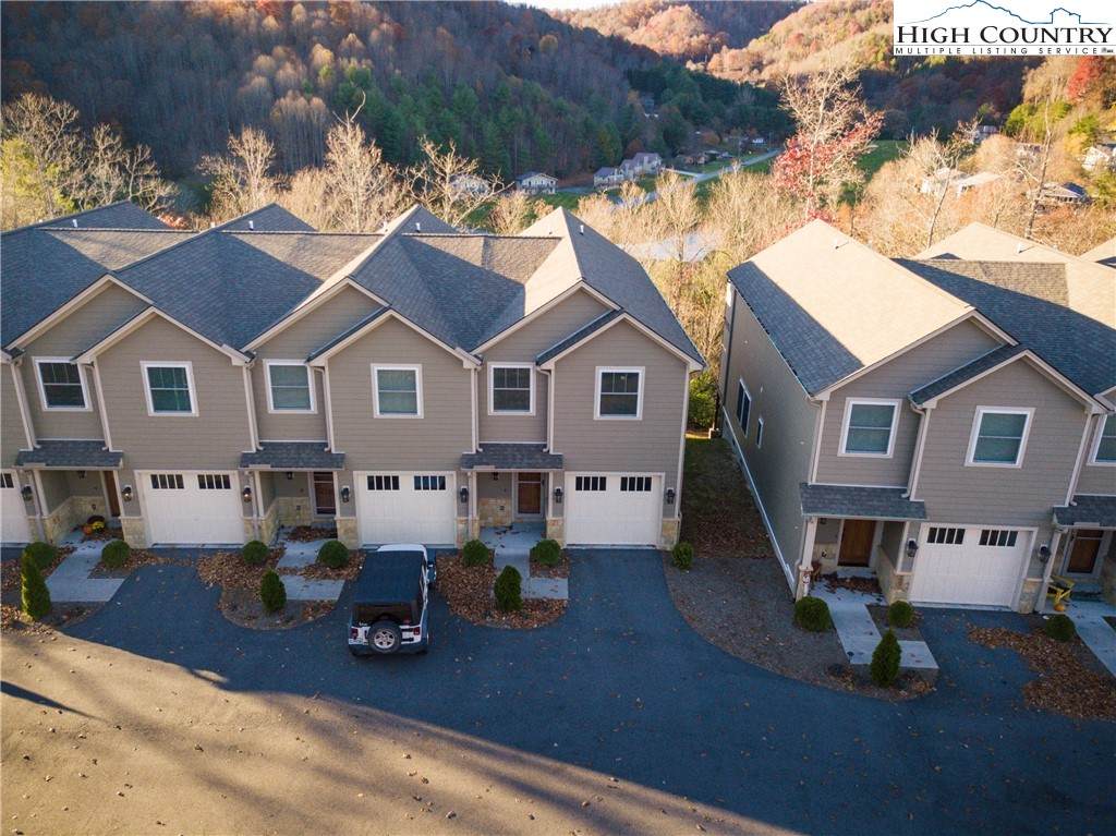 192 Willow Ridge Lane - Photo 1