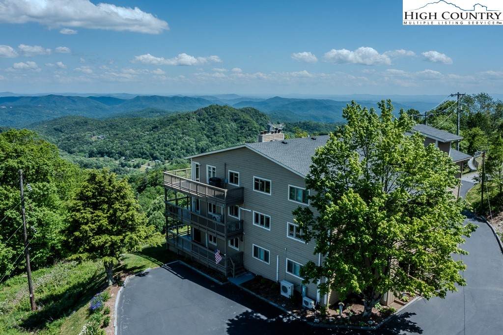 5970 Blowing Rock Boulevard - Photo 1