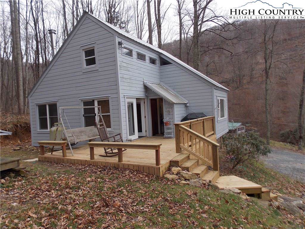 815 Barlow Road - Photo 1