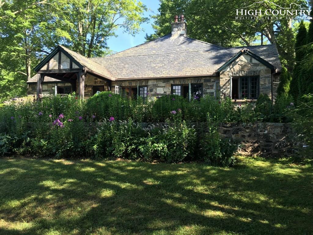 149 Farm Loop Road - Photo 1