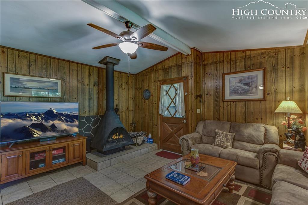 236 Laurel Ridge Road - Photo 1