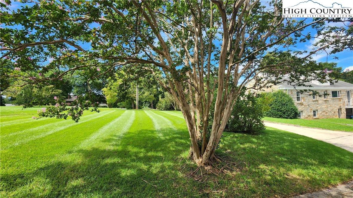 112 Bleynat Street - Photo 1