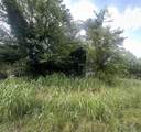 587 6th Street - Photo 4