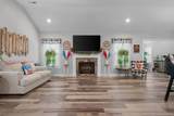 208 Chippewa Drive - Photo 3