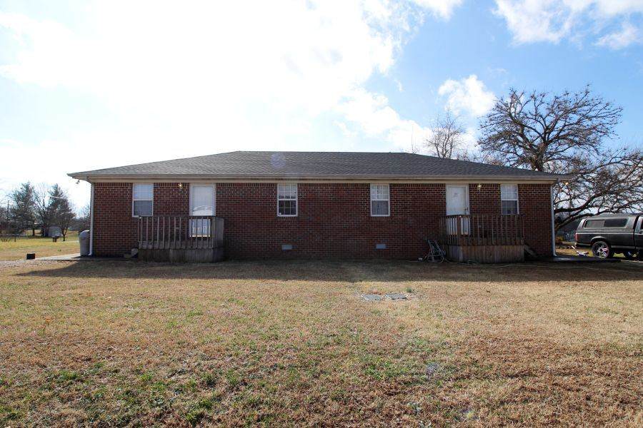 625 New Circle Drive - Photo 1