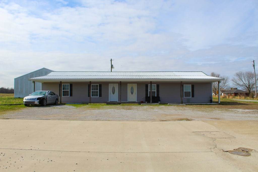 5495 Chandlers Rd - Photo 1