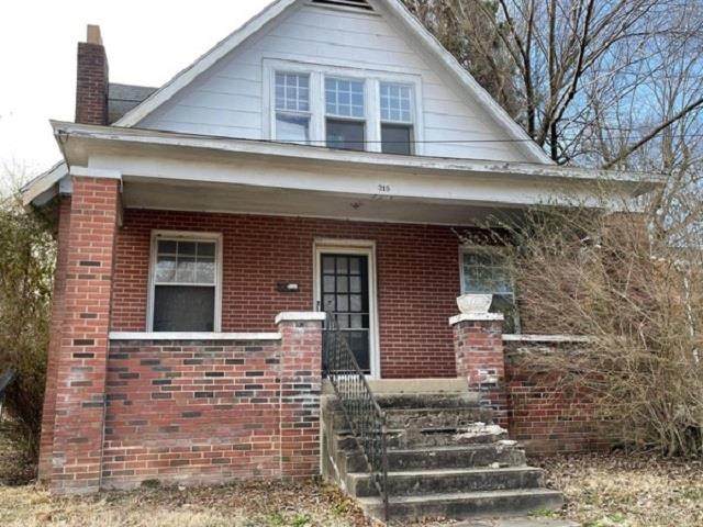 215 4th Street - Photo 1