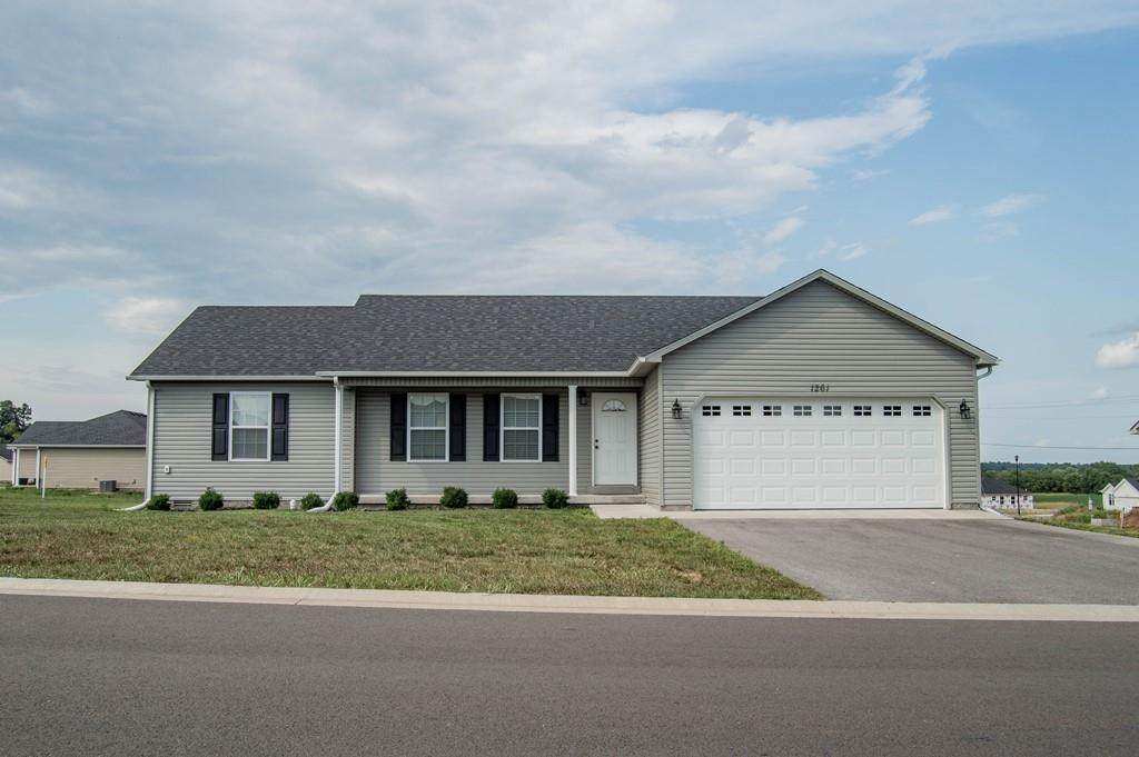 1261 Rainier Way - Photo 1