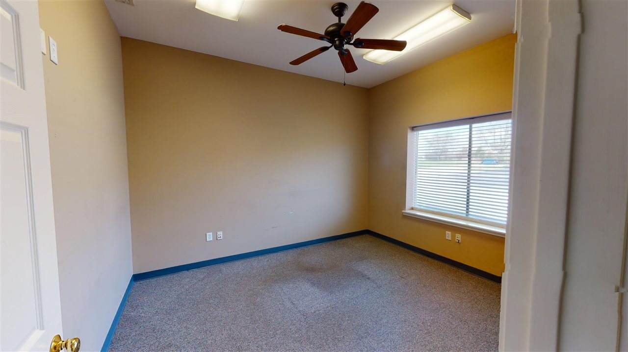 1043 Pedigo Way - Photo 1