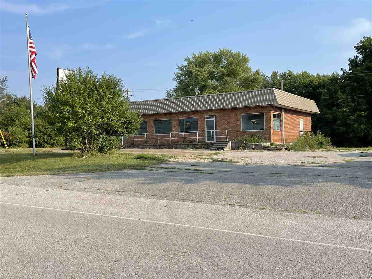 18594 Louisville Road - Photo 1