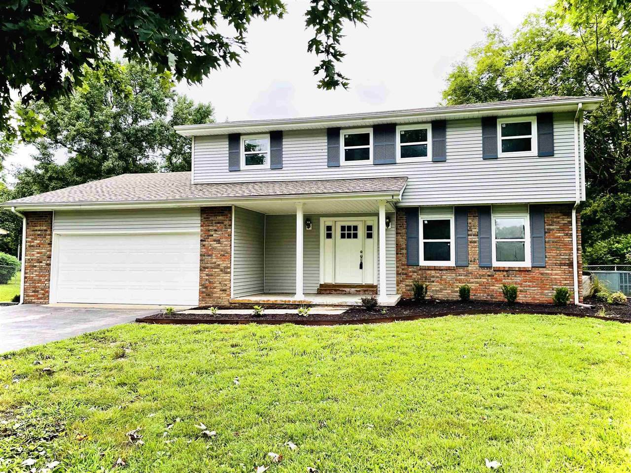 1920 Elmhurst Way - Photo 1