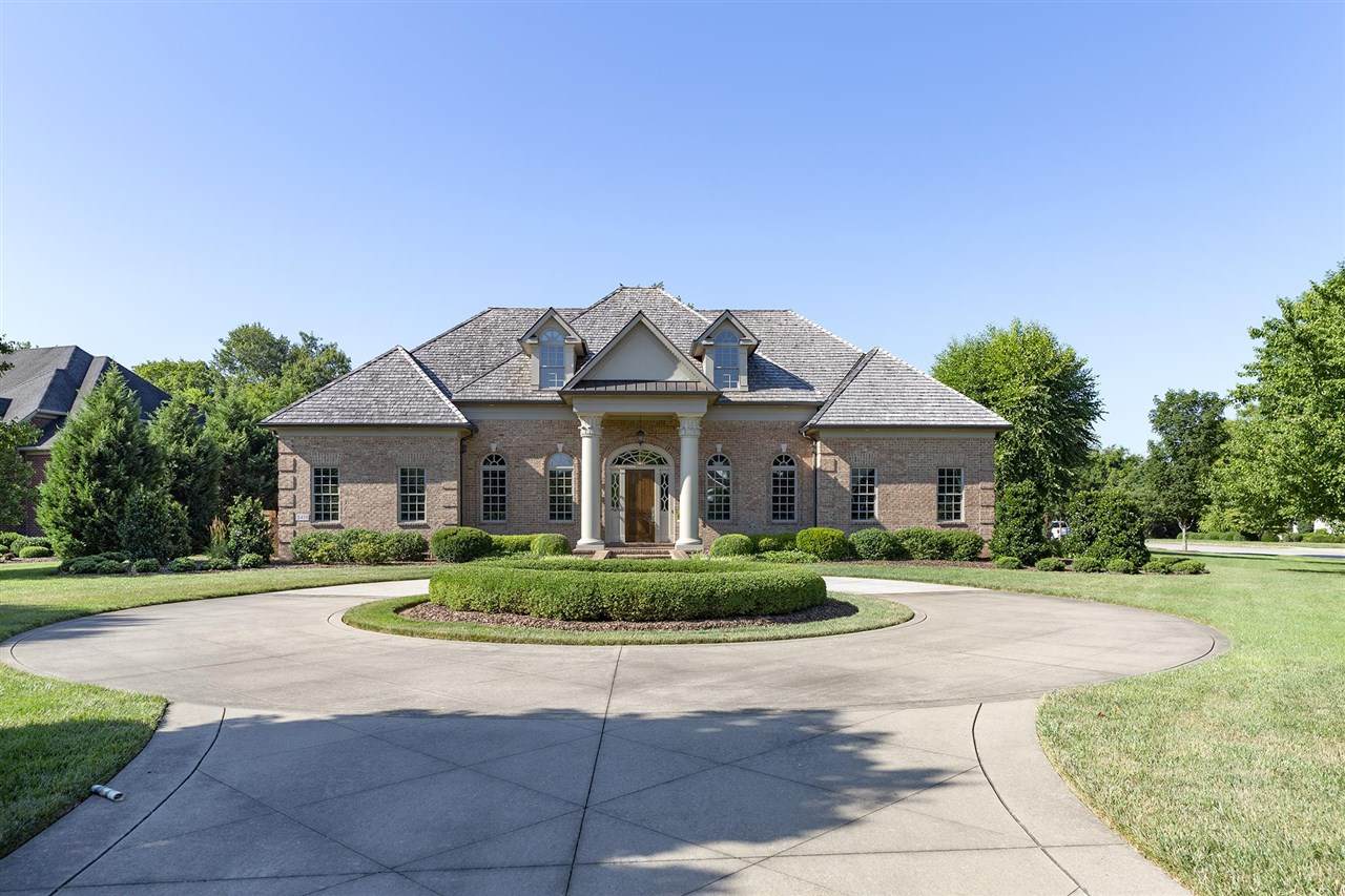 2411 South Ford Avenue - Photo 1