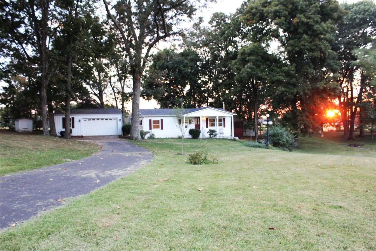 8735 Smiths Grove Scottsville Road - Photo 1
