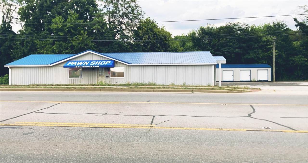 1120 Main Street - Photo 1