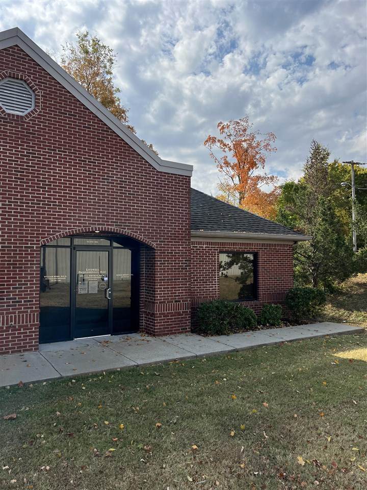 1011 Lehman Avenue - Photo 1