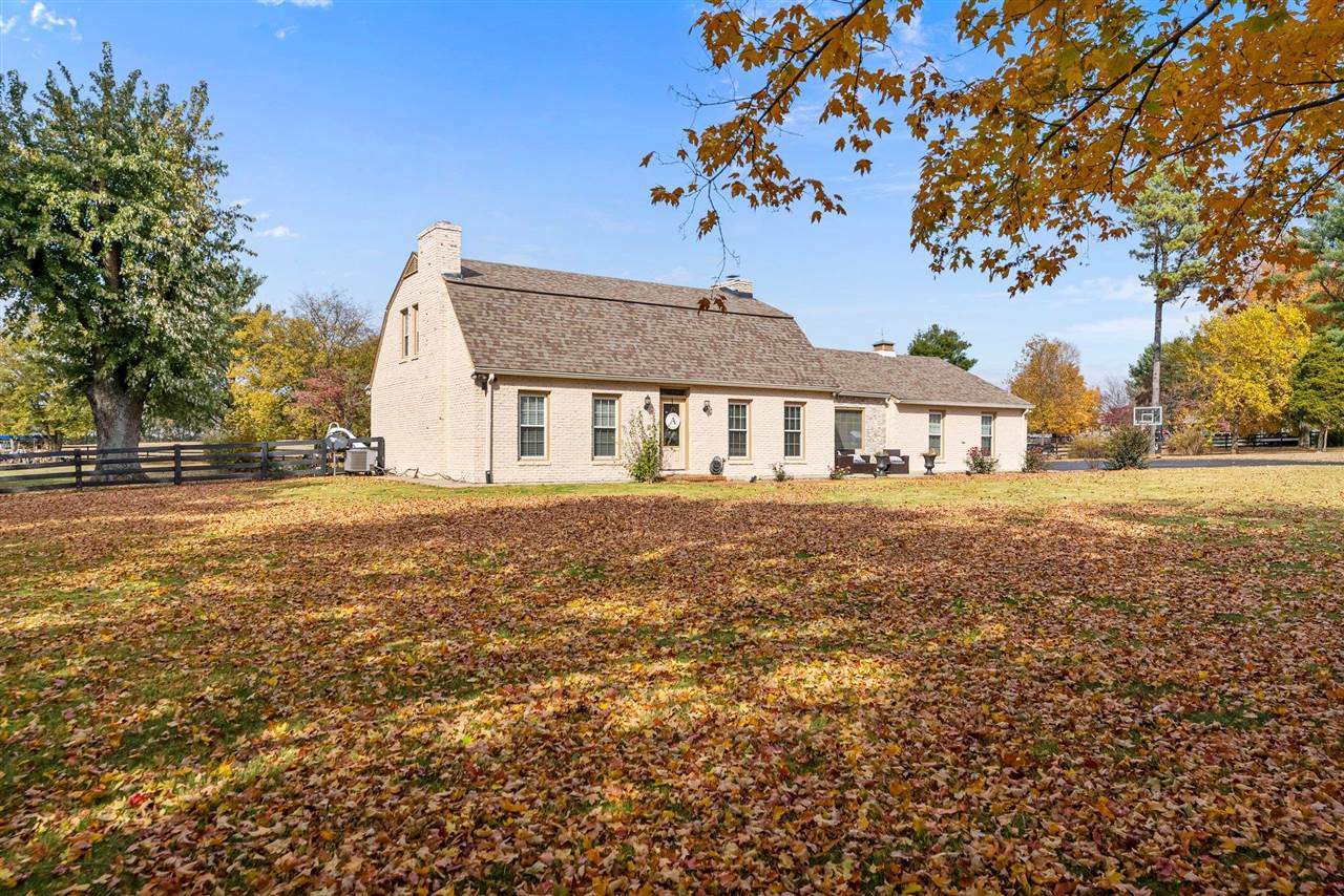 2722 Elrod Road - Photo 1