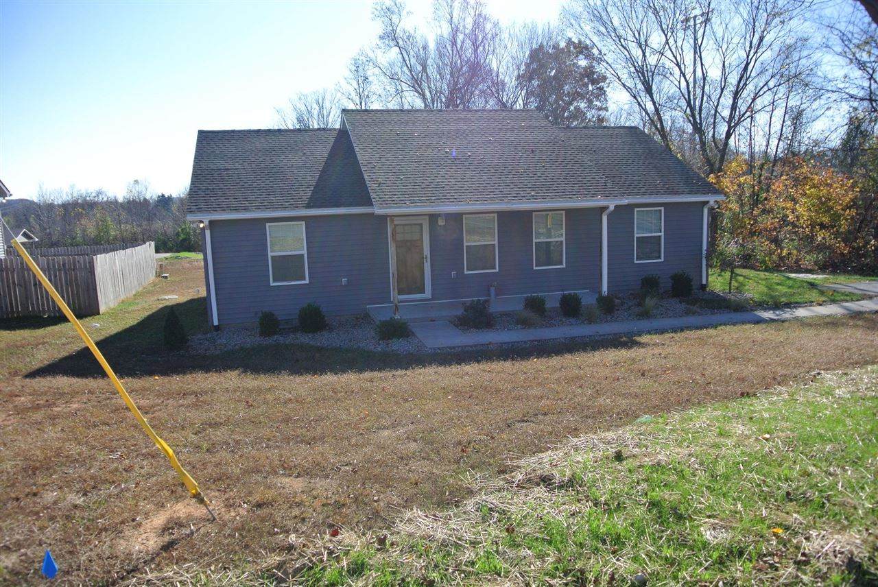 81 Christopher Avenue - Photo 1