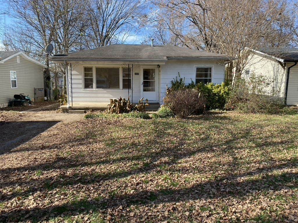 1537 Sunrise Drive - Photo 1