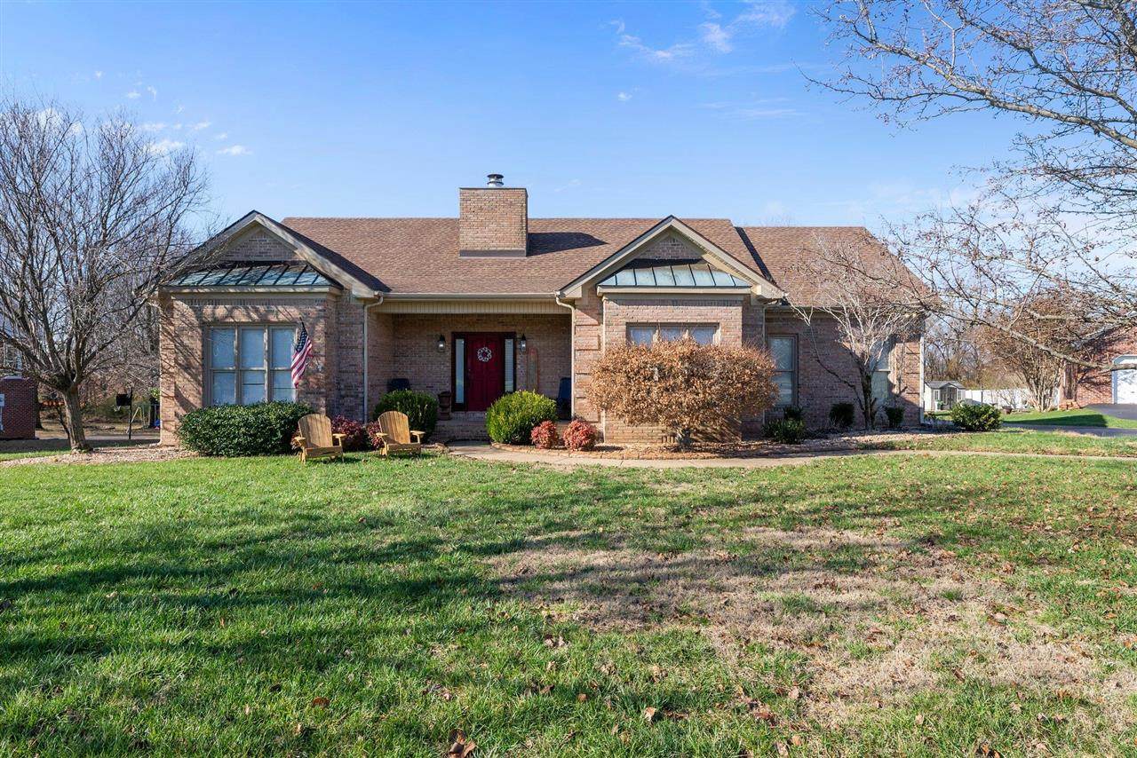 135 Deer Meadow Avenue - Photo 1