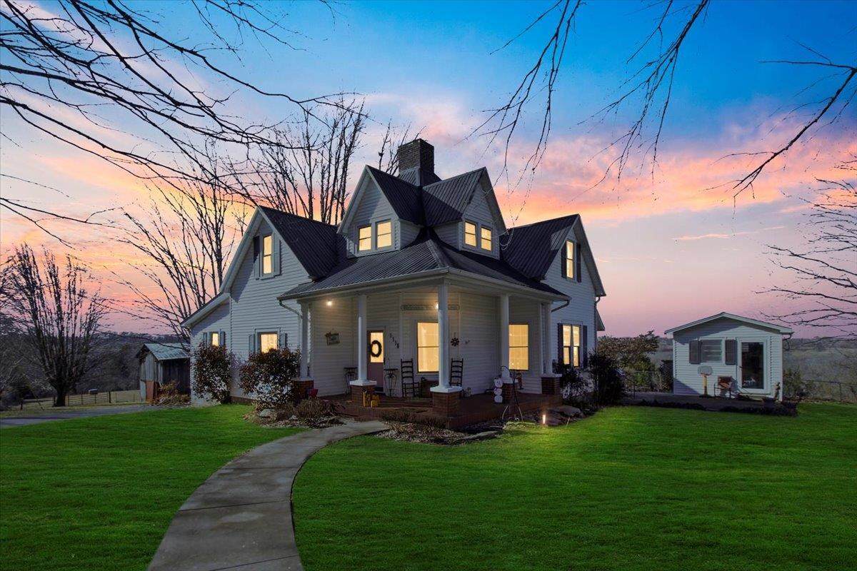 1118 Halfway Road - Photo 1