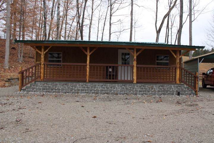 215 Hideaway Drive - Photo 1