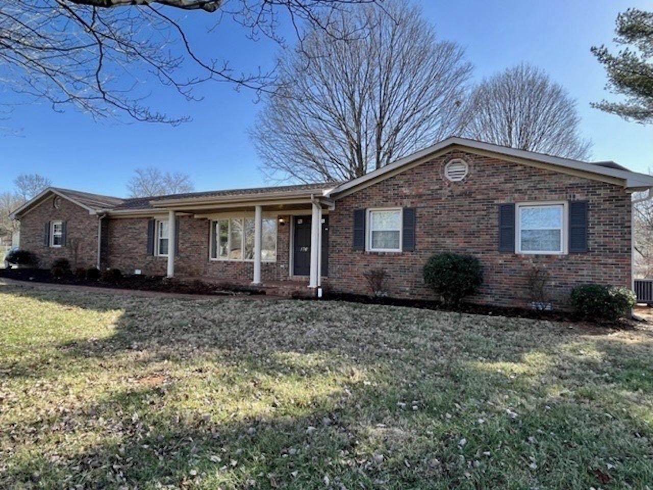 176 Lakeland Drive - Photo 1