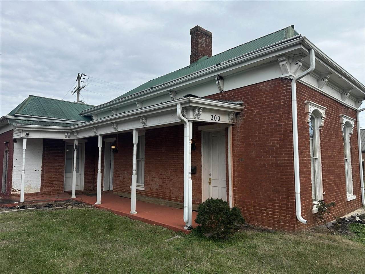 300 Kentucky Avenue - Photo 1