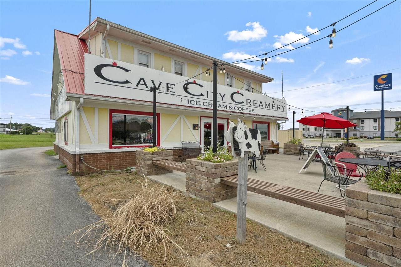 201 Hubbard Lane - Photo 1