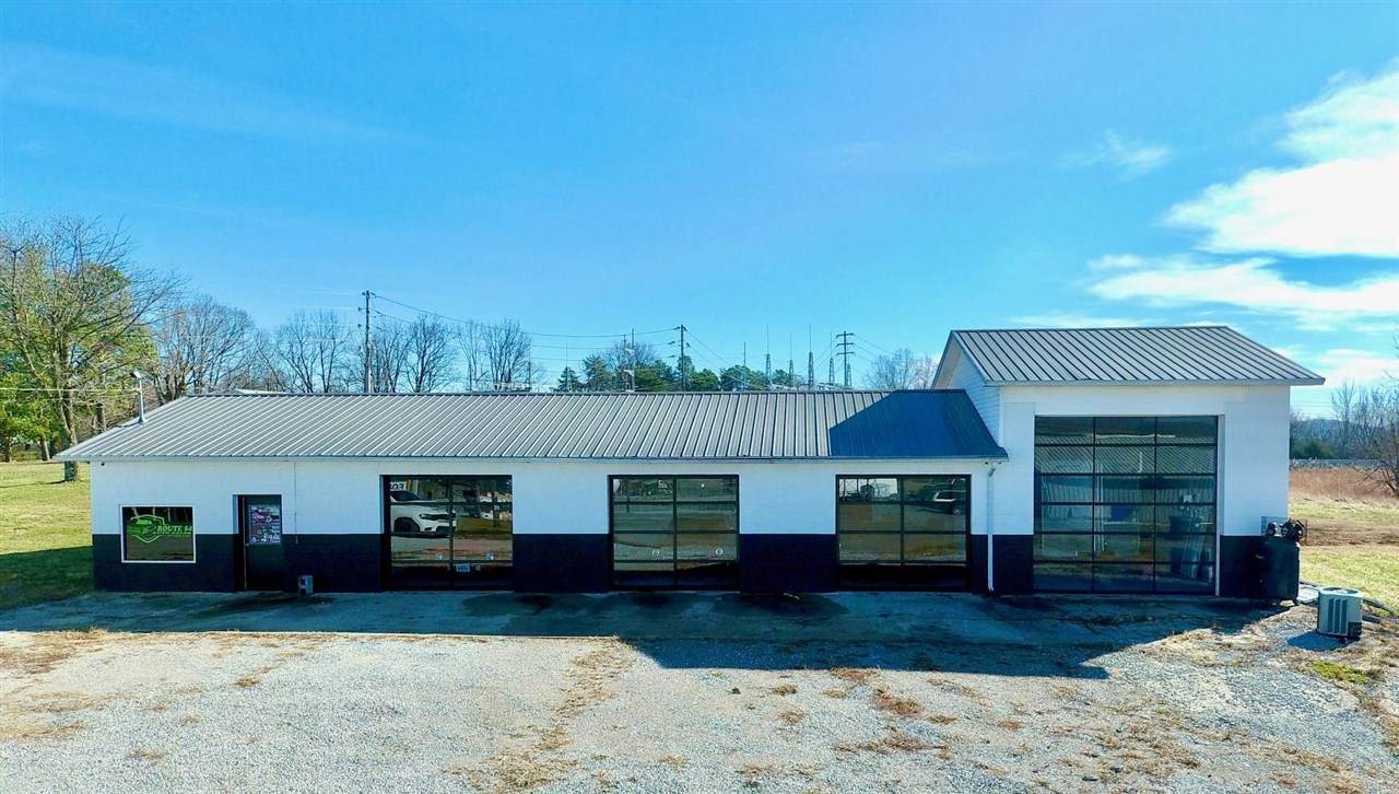 23 Old Hartford Drive - Photo 1