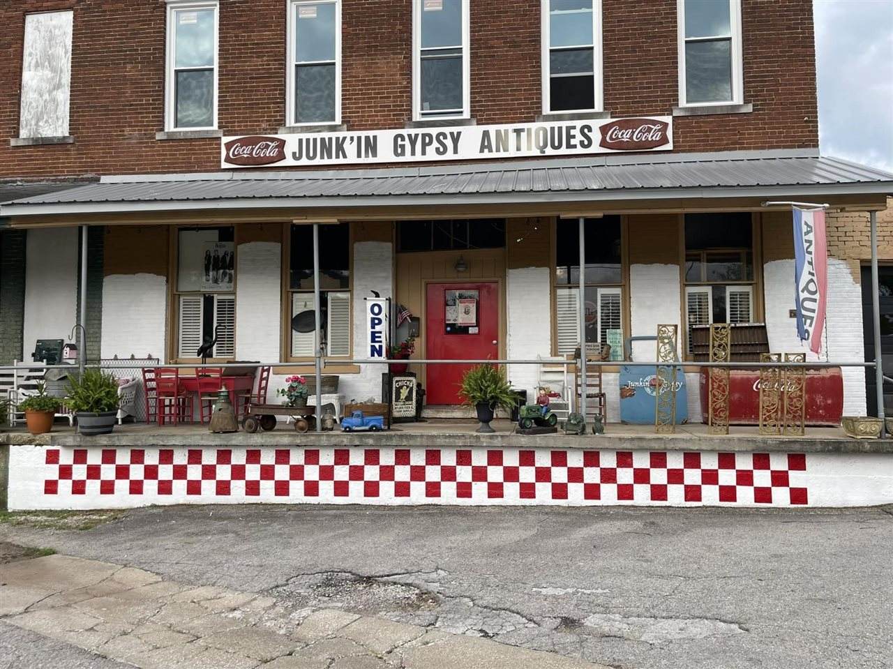 123 Water Street - Photo 1