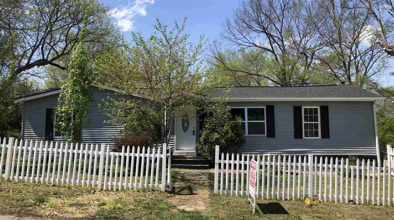 1111 Crewdson Drive - Photo 1