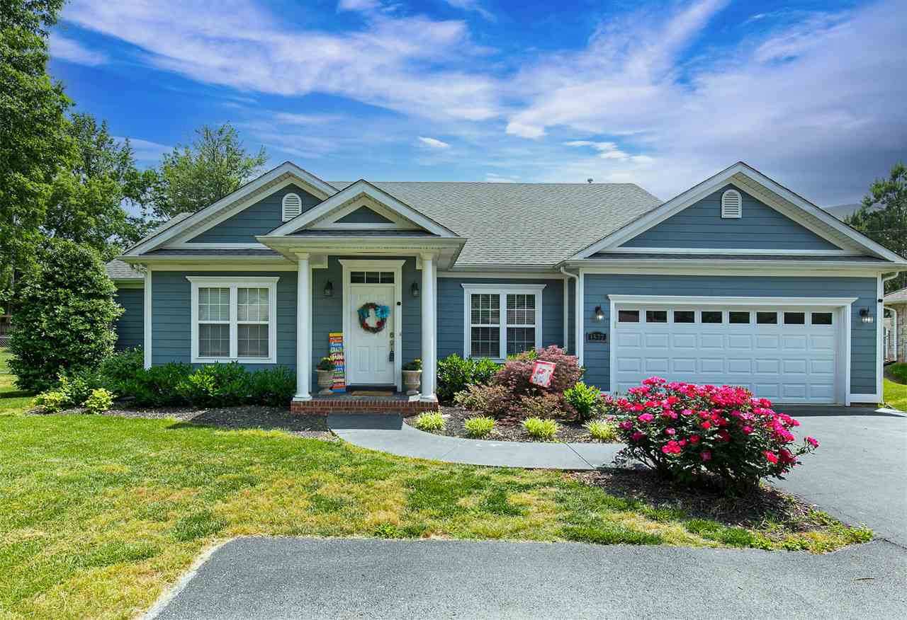 1577 Normandy Way - Photo 1