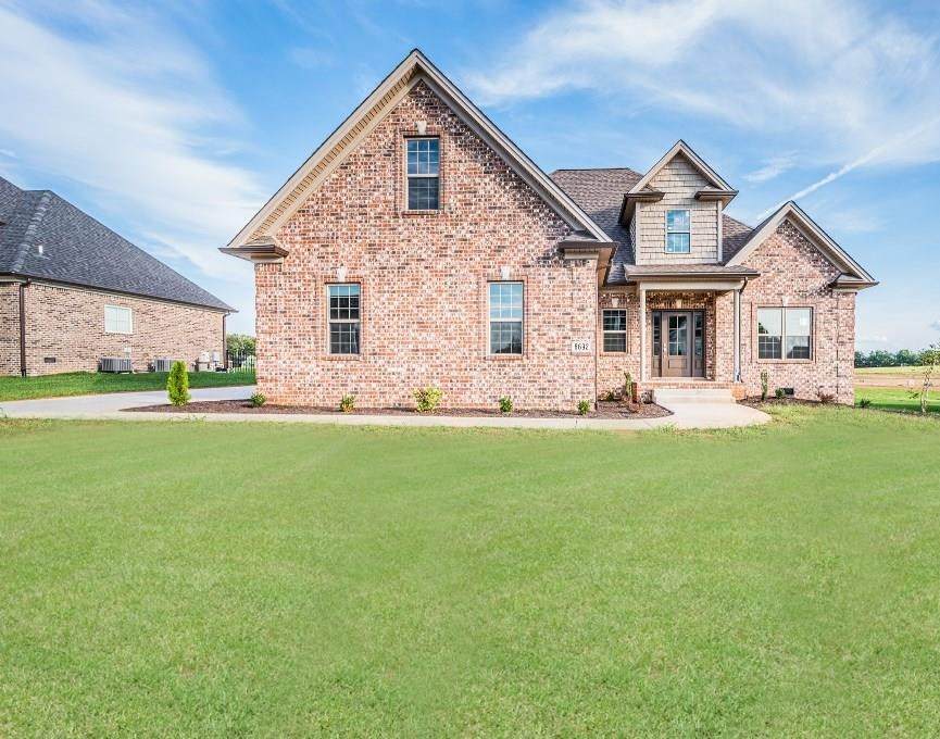 8692 Drakes Blvd - Photo 1