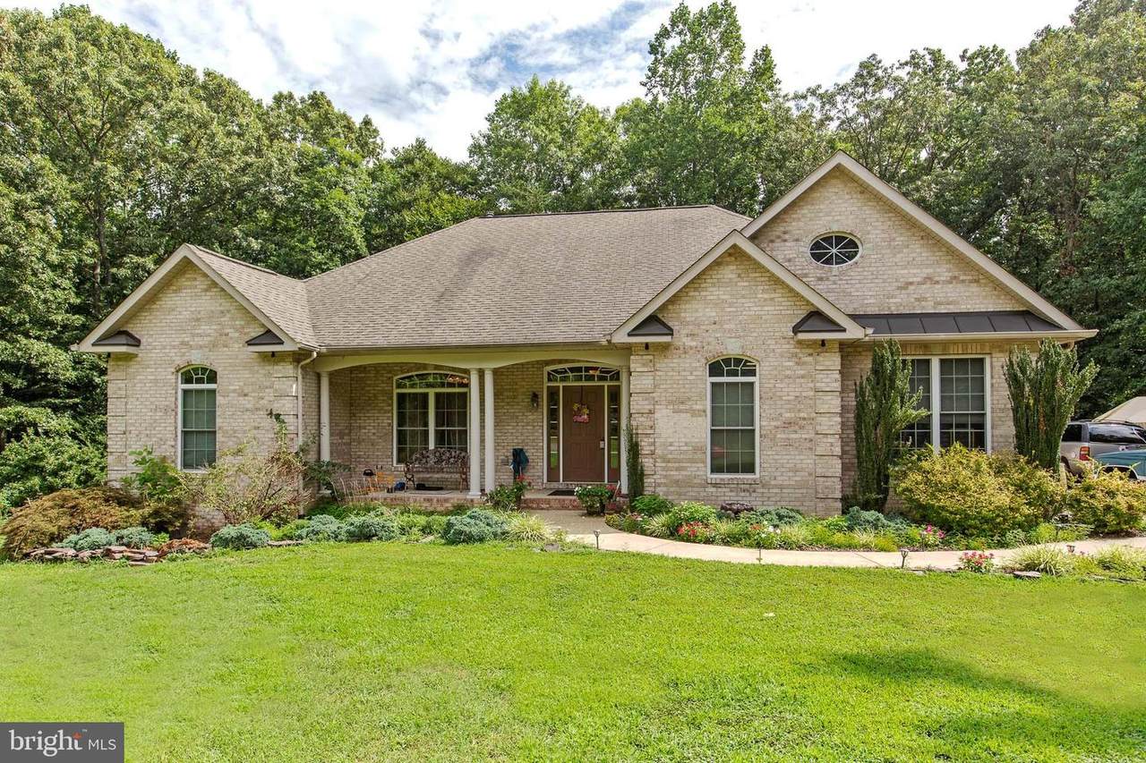15715 Cloverleaf Court - Photo 1