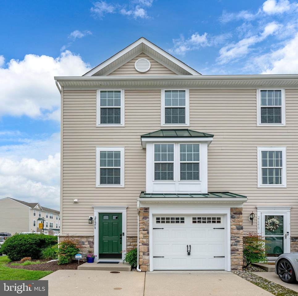 27574 Mayfield Road - Photo 1