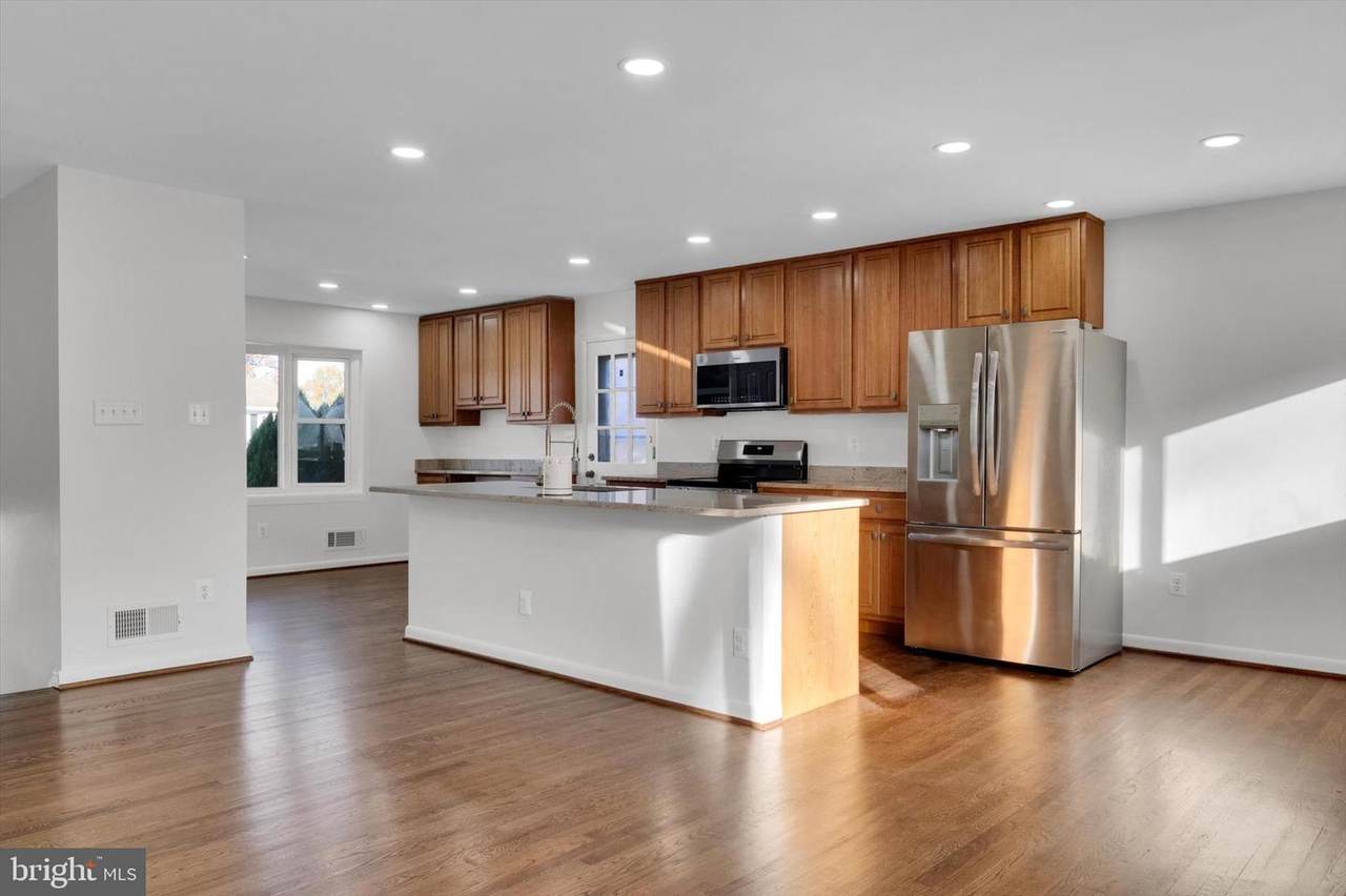 4224 Kinmount Road - Photo 1