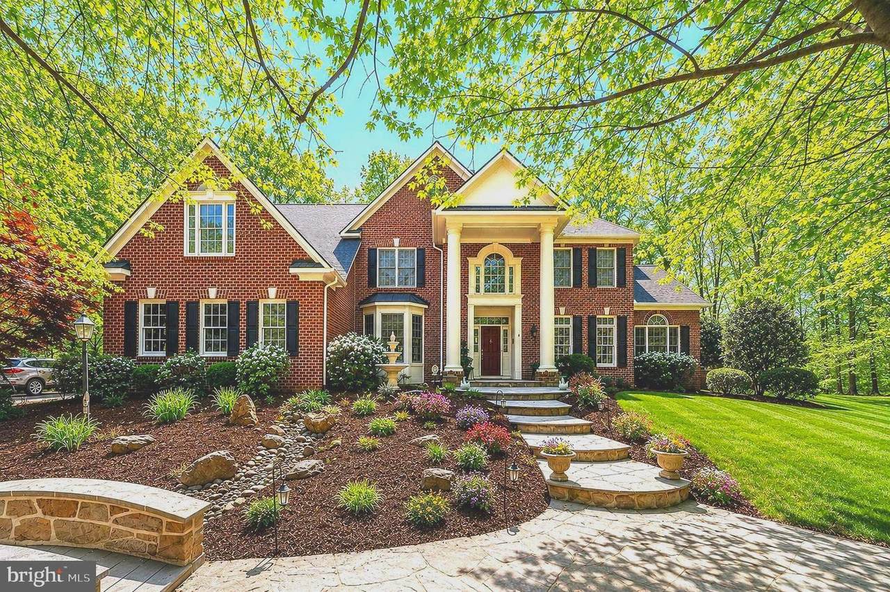 22167 Woodwinds Drive - Photo 1