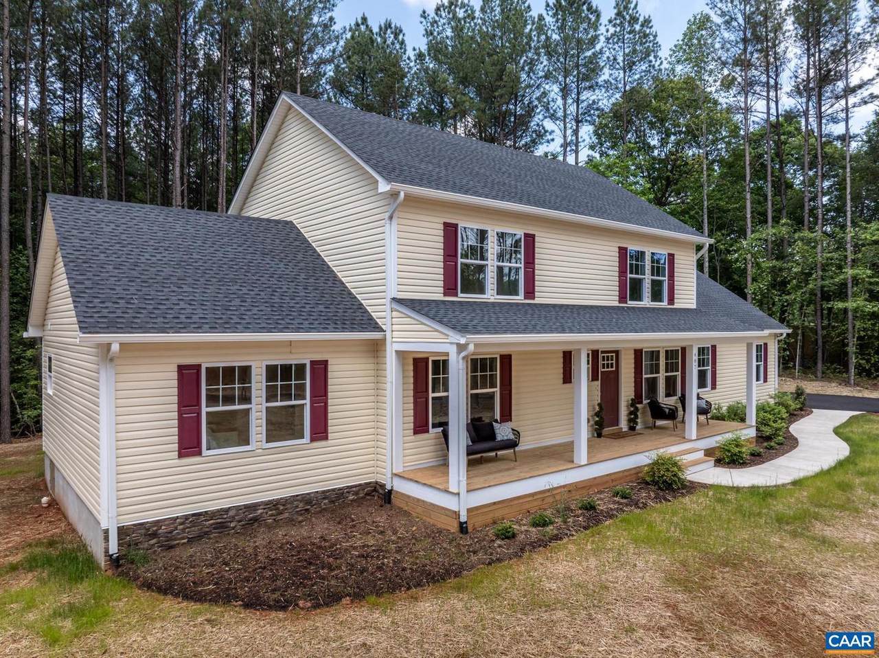 487 Kenwood Ln - Photo 1