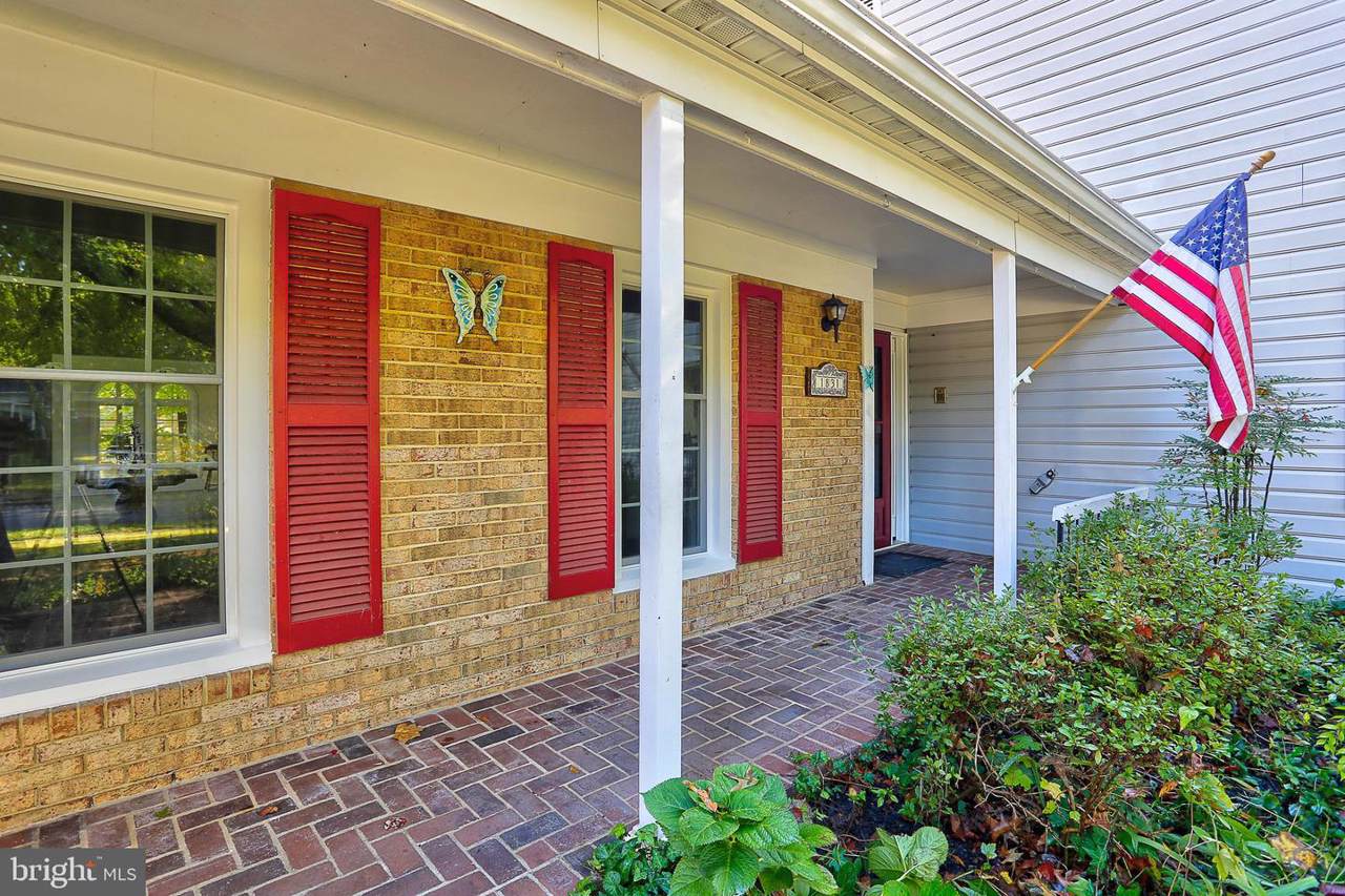 1831 Ralston Place - Photo 1