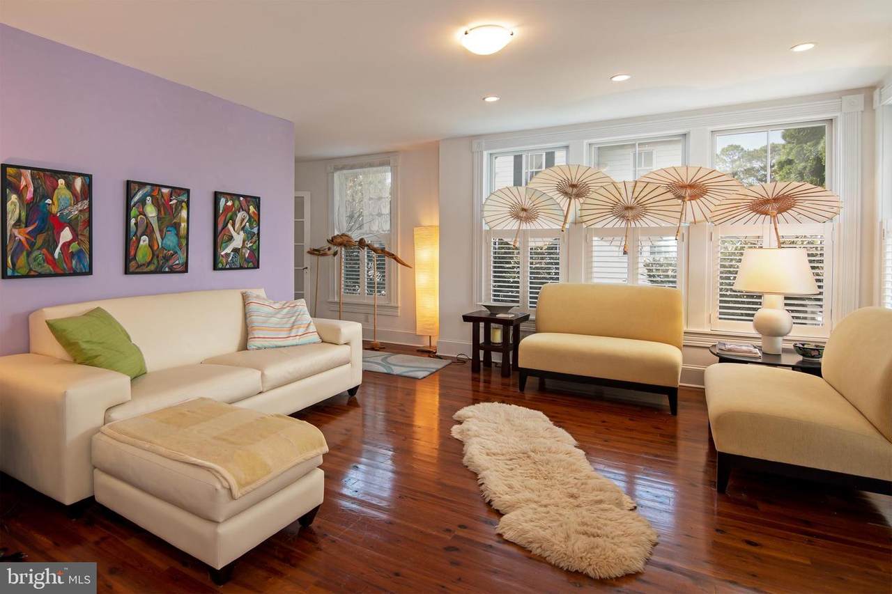 9 End Avenue - Photo 1