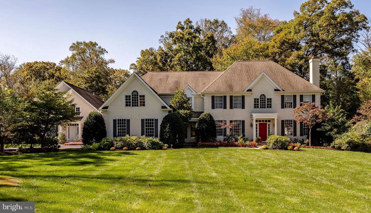 1417 Royal Oak Drive - Photo 1