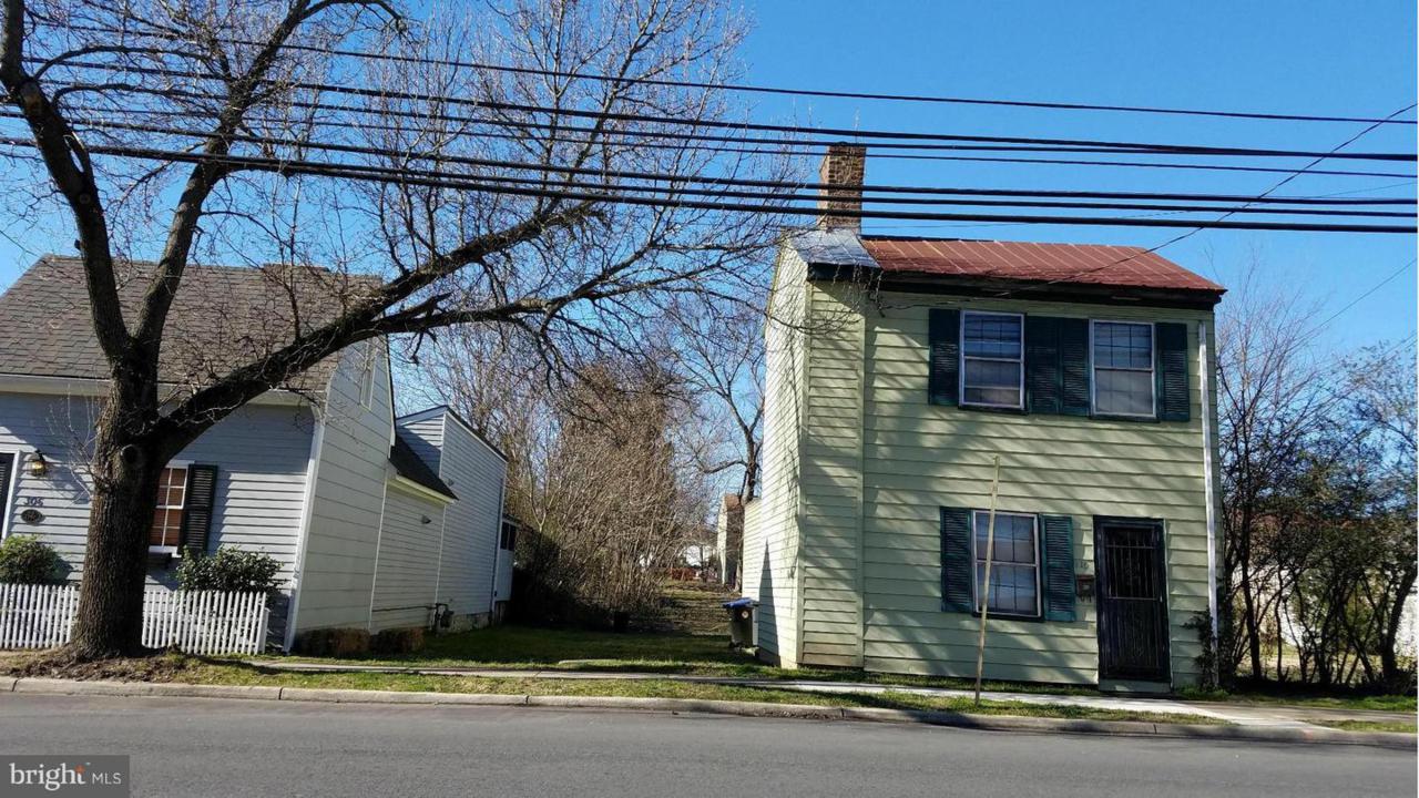 308 Charles Street - Photo 1