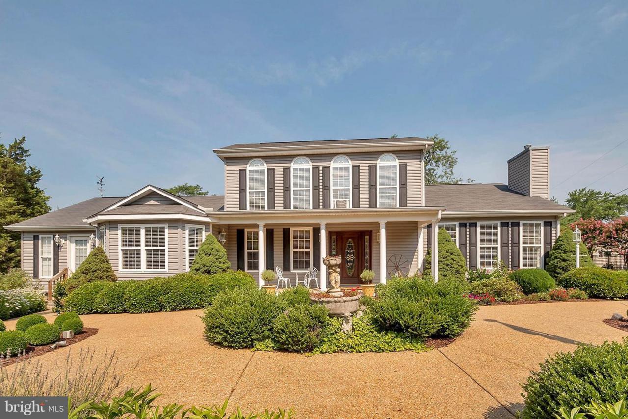 419 Forbes Street - Photo 1
