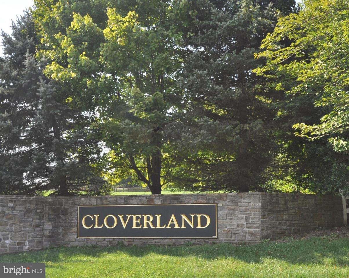 4007 Cloverland Drive - Photo 1