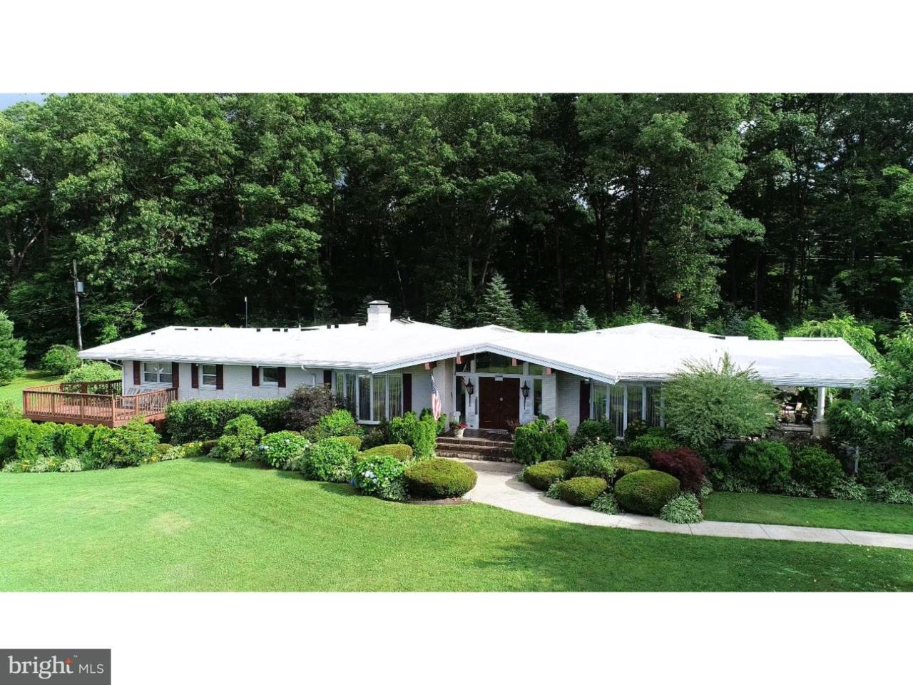 11 Oak Terrace - Photo 1