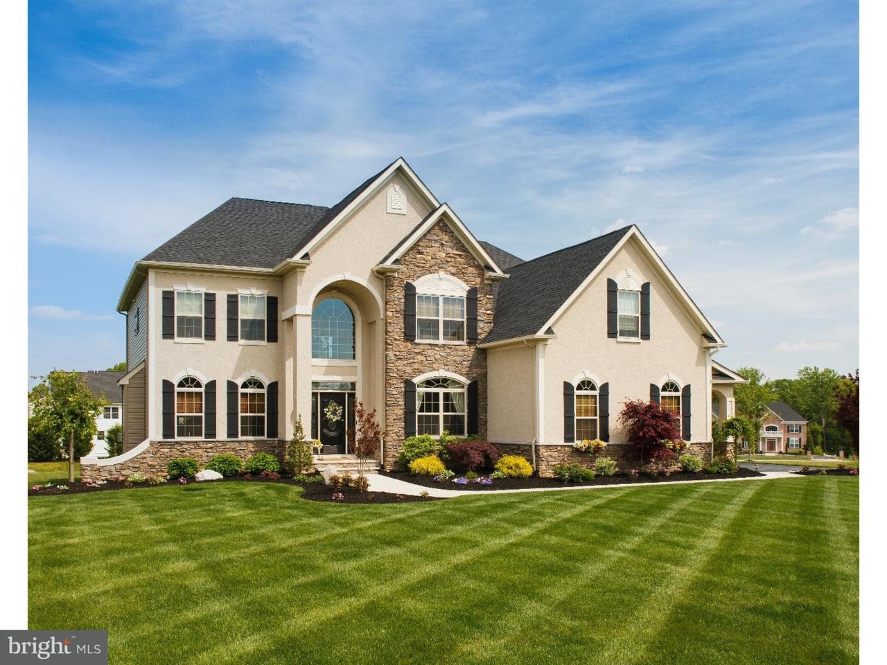 101 Victoria Lane - Photo 1