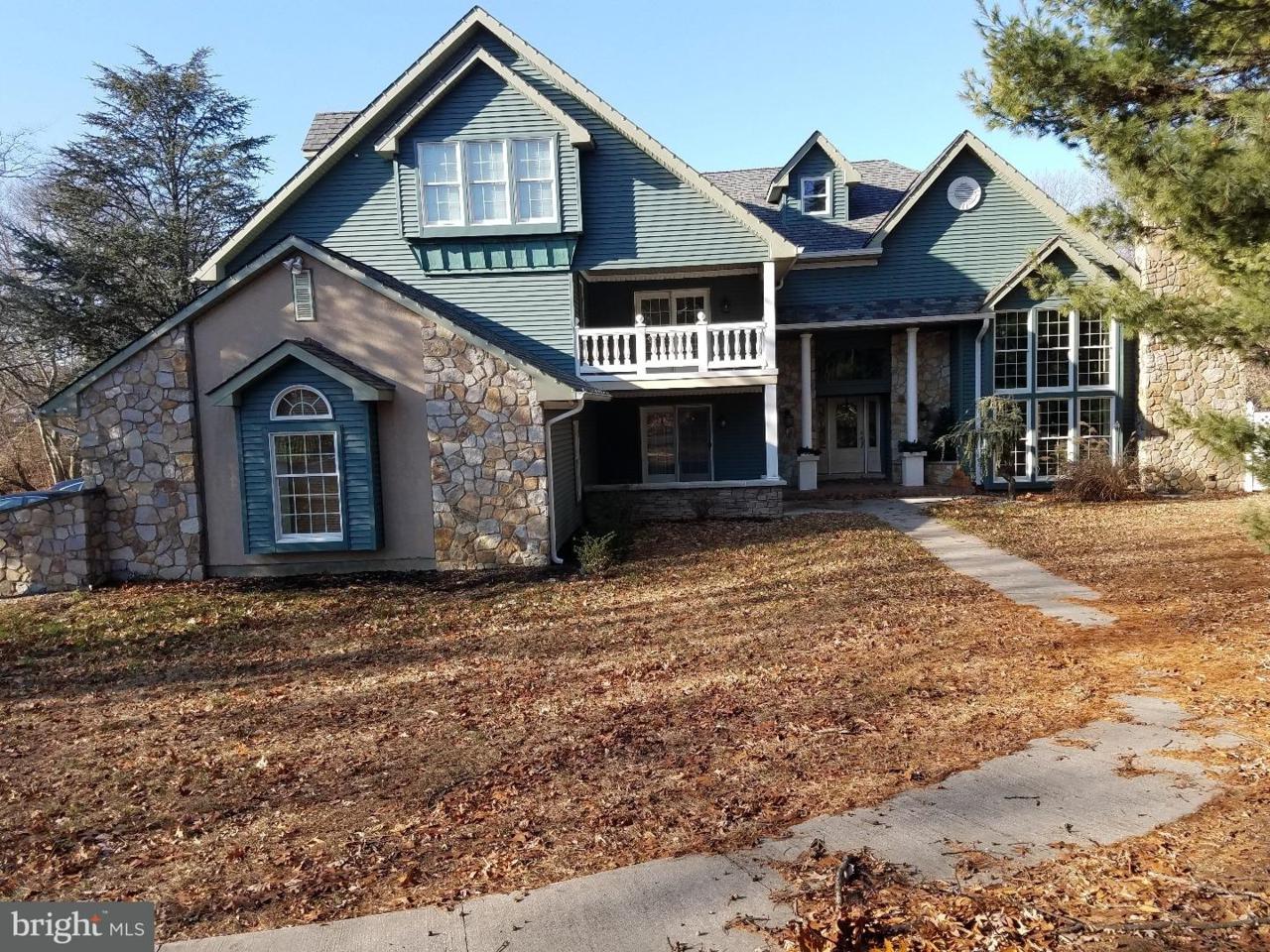10 Cresthaven Court - Photo 1